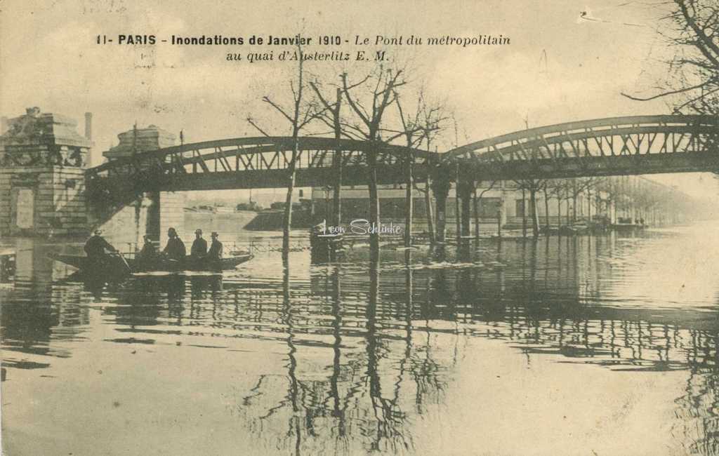 EM 11 - Inondations 1910 - Pont du Métro au Quai d'Austerlitz