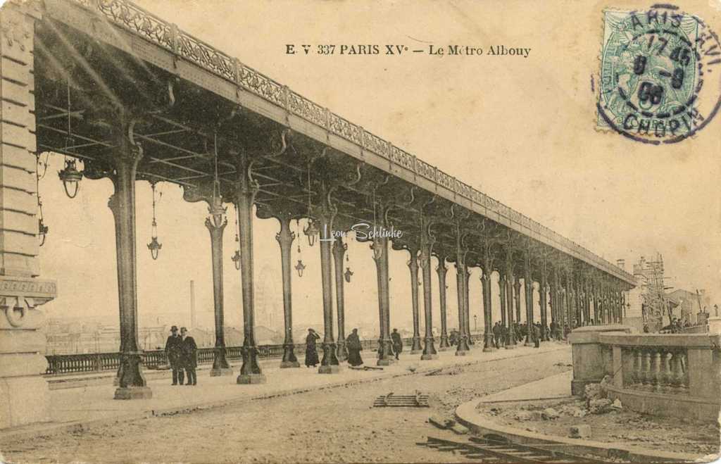 EV 337 PARIS XV° - Le Métro Albouy