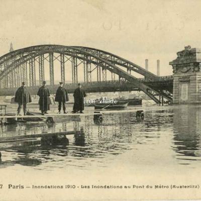 FF 127 - Inondations 1910  au Pont du Métro (Austerlitz)