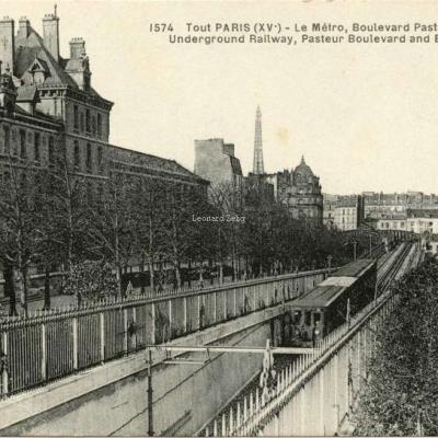 FF 1574 - TOUT PARIS - Le Métro, Boulevard Pasteur · Tour Eiffel