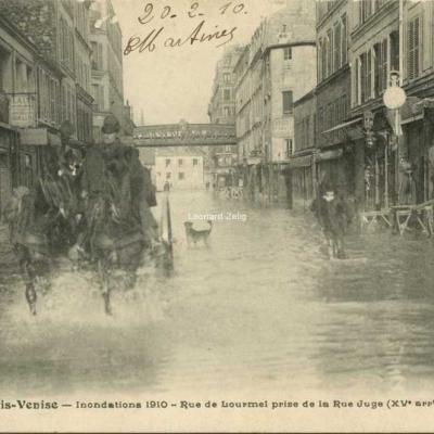 FF 158 - Paris-Venise - Inondations 1910 rue de Lourmel prise de la rue Juge