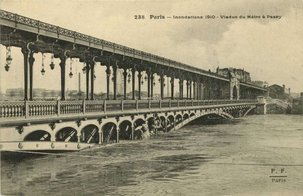 FF 238 - Paris - Inondations 1910 - Viaduc du Métro à Passy