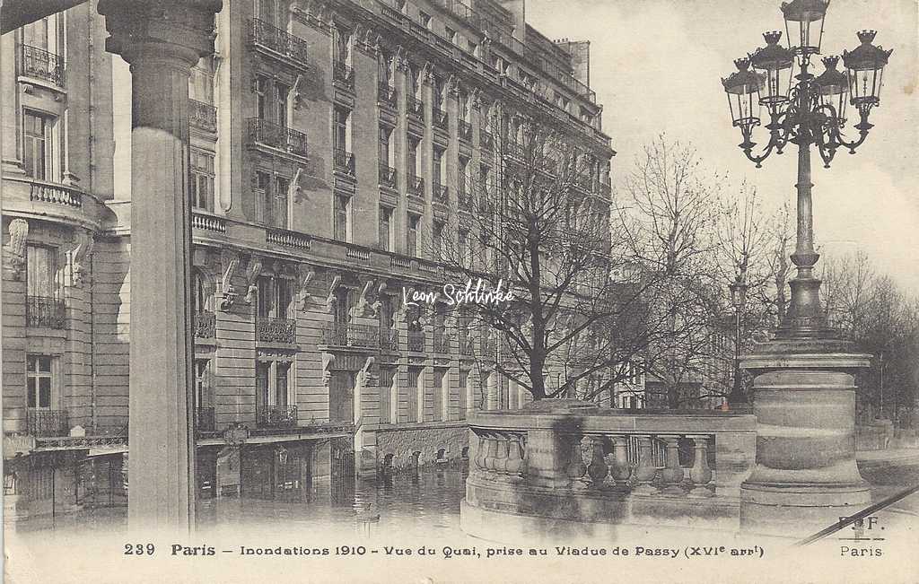 FF 239 - Inondations 1910 - Vue du Quai au Viaduc de Passy