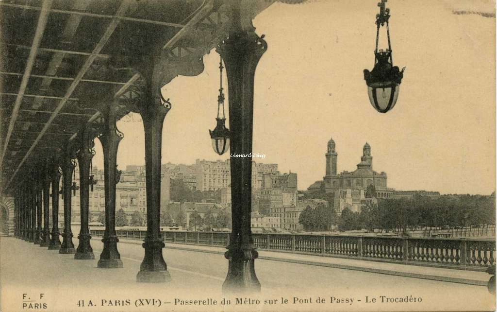 FF 41 A - PARIS (XVI°) - Passerelle du Métro sur le Pont de Passy