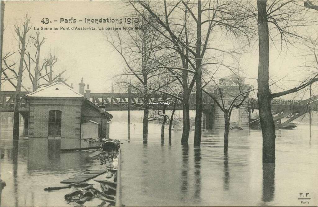 FF 43 - Paris - Inondations 1910 - La Seine au Pont d'Austerlitz