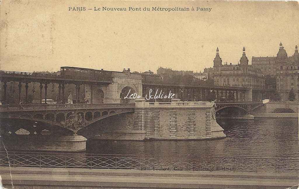 Foulard - Le Nouveau Pont du Métropolitain à Passy