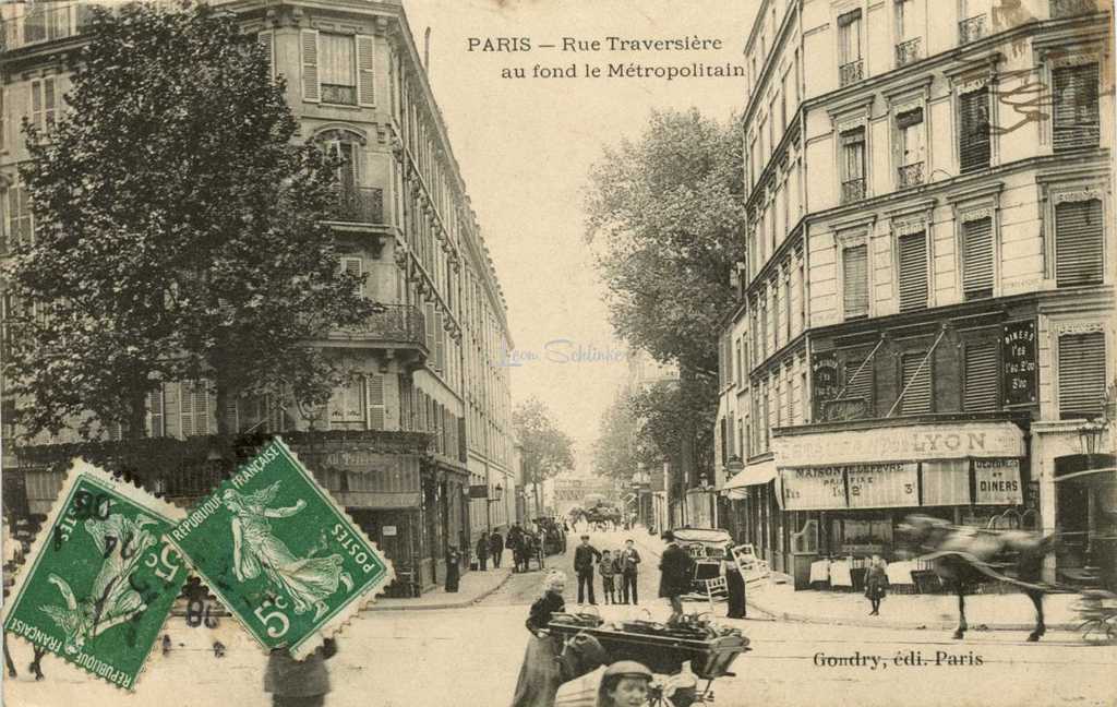 Gondry - PARIS - Rue Traversière au fond le Métropolitain