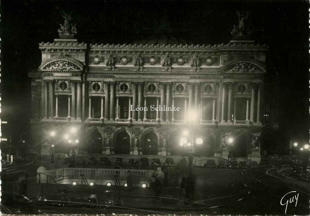 GUY 7306 - le théâtre de l'Opéra vu la nuit