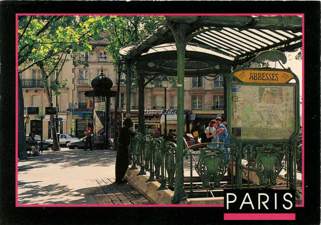 Image'in 7510102602  A Montmartre, la place des Abbesses