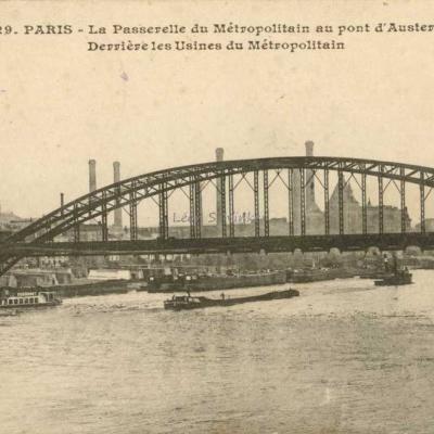 Inconnu 229 - La Passerelle au Pont d'Austerlitz et les Usines du Métro