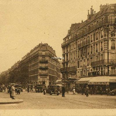 Jan - Paris - La Place Voltaire et le Boulevard