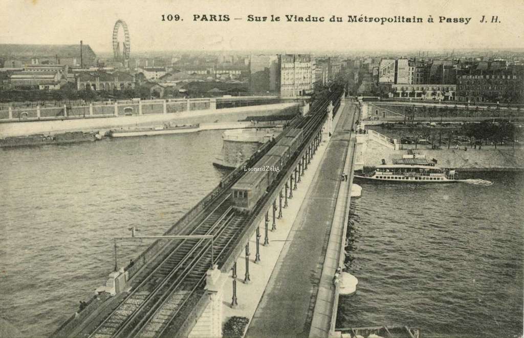 JH 109 - PARIS - Sur le Viaduc du Métropolitain à Passy