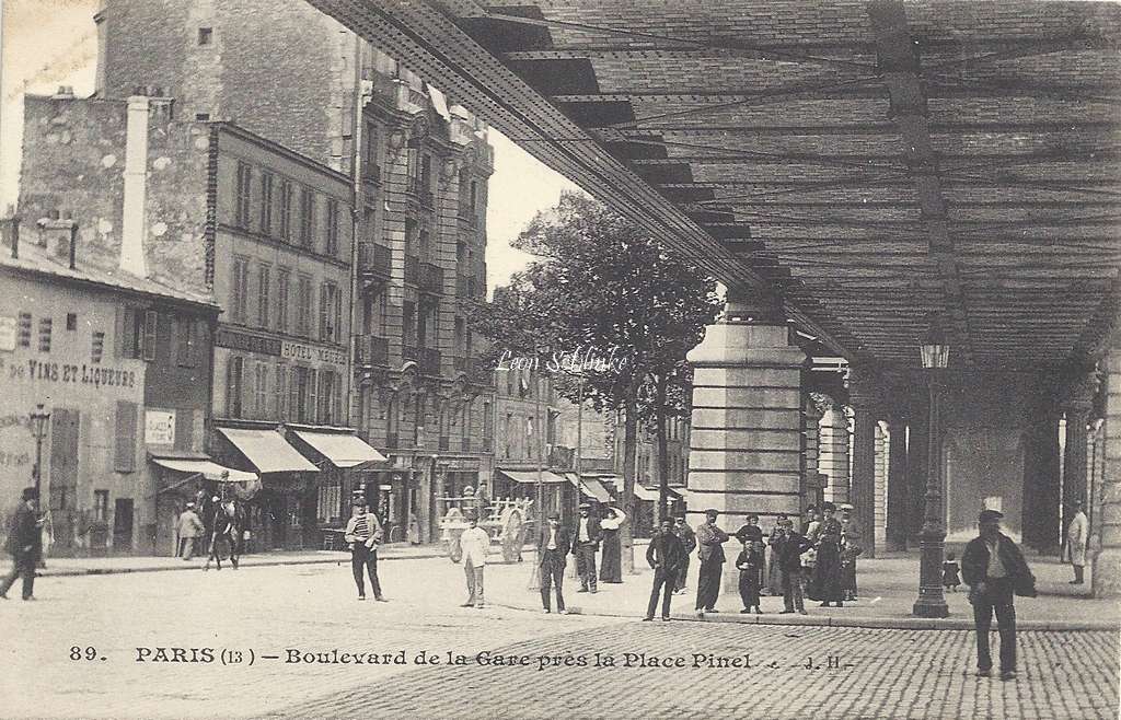 JH 89 - Boulevard de la Gare près la Place Pinel