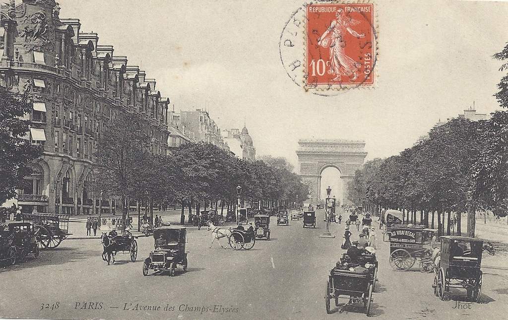 ND 3248 - L'Avenue des Champs Elysées