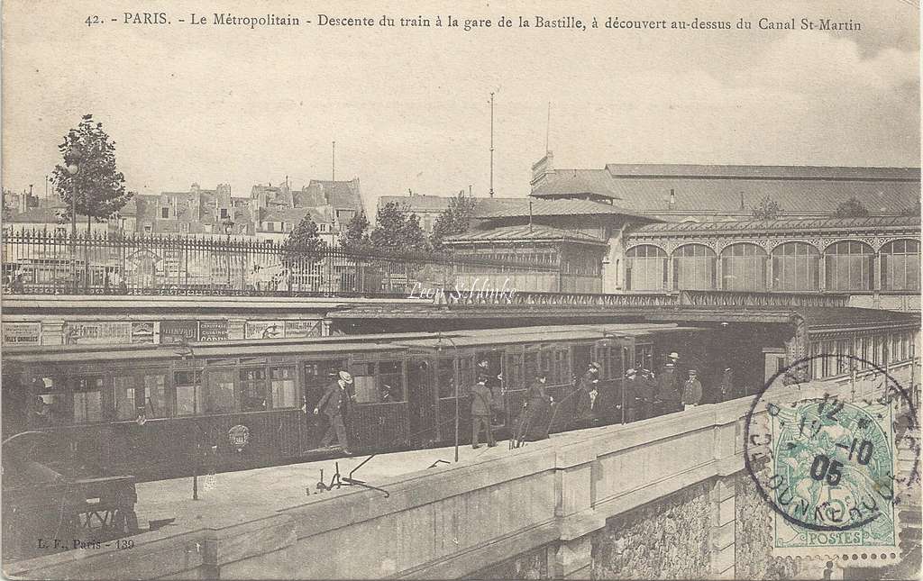 L.F. 42 - Le Metropolitain - Descente du Train