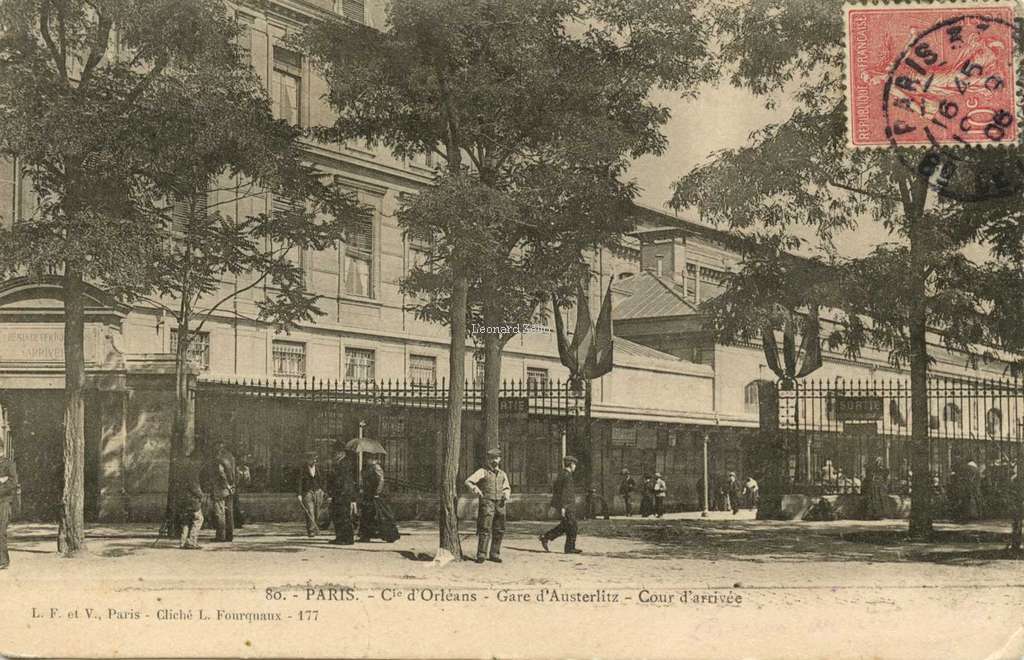 L.F.&V. 80 - PARIS - Cie d'Orléans - Gare d'Austerlitz - Cour d'arrivée