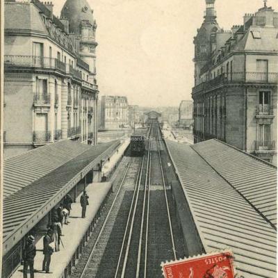 L.J. édit 115 - PARIS - Chemin de fer du Métropolitain à Passy