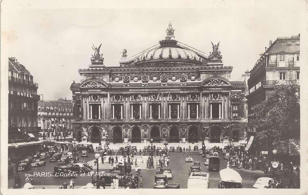 Inconnu 79 - L'Opéra et la Place