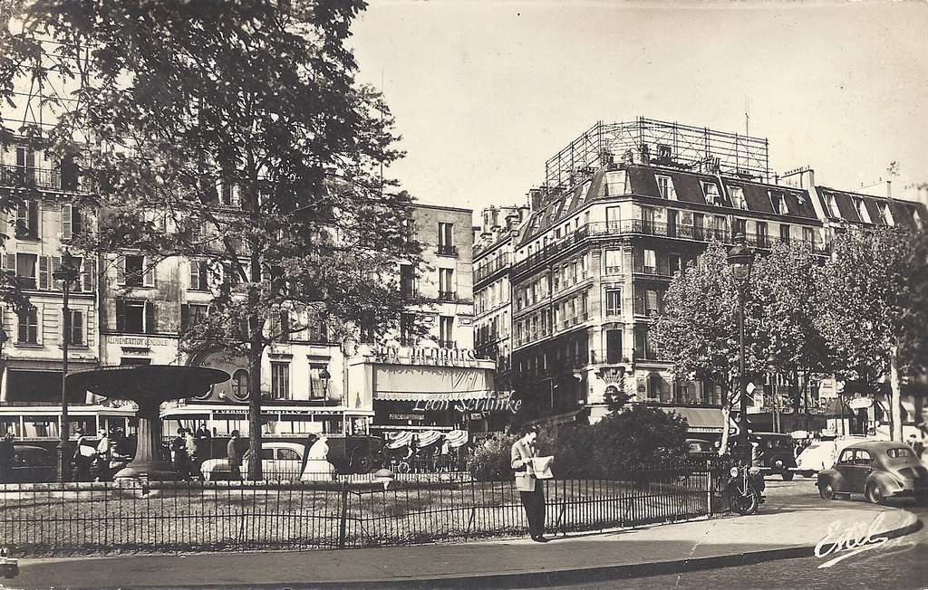 ESTEL 22329 - La Place Pigalle