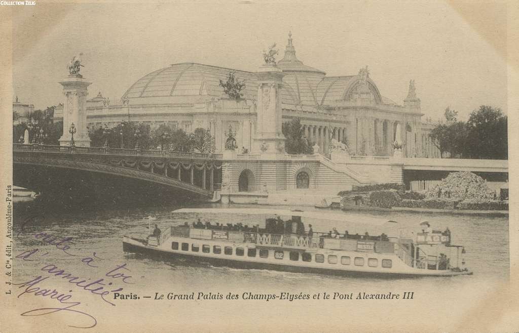 Le Grand Palais des Champs-Elysees et le Pont Alexandre III