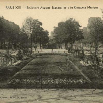 Le Houédec - PARIS XIII° - Boulevard Auguste Blanqui, pris du Kiosque à Musique