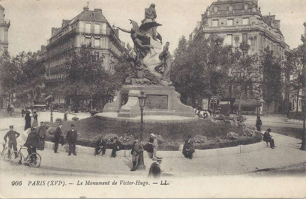 LL 906 - Le Monument de Victor Hugo