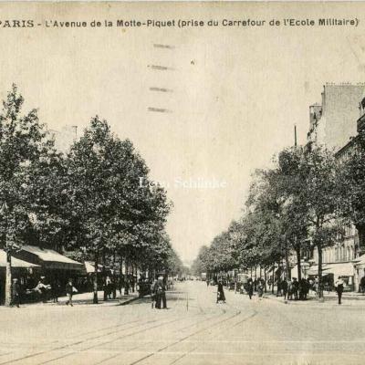 LIP 584 - L'Avenue de la Motte-Piquet (Carrefour de l'Ecole Militaire)