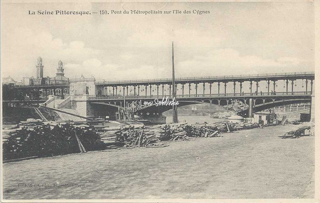 LJ & C 150 - Pont du Métro sur l'Ile des Cygnes