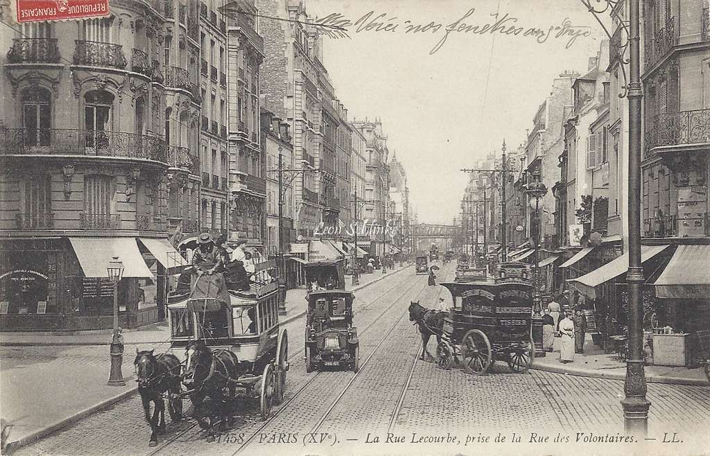 LL 1458 - La Rue Lecourbe pride de la rue des Volontaires -