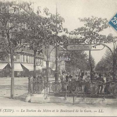 LL 1682 - La Station du Métro et le Bd de la Gare