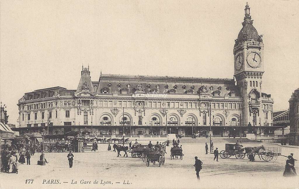 LL 177 -  La Gare de Lyon