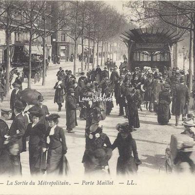 LL 299 - La Sortie du Métropolitain - Porte Maillot