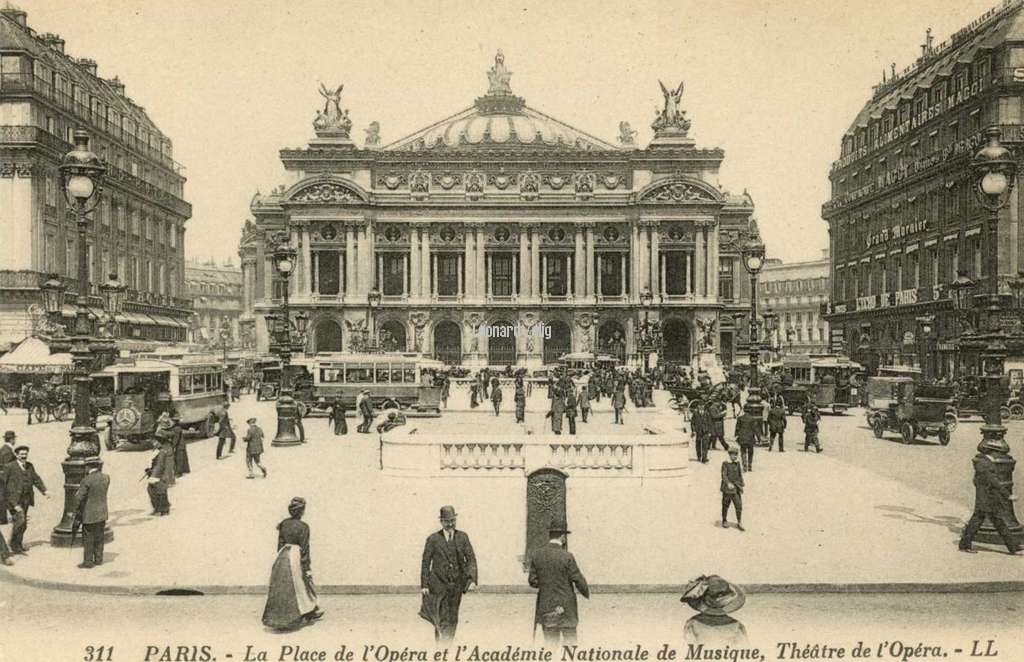 LL 311 (vue 2) - PARIS - La Place de l'Opéra et l'Académie Nationale de Musique