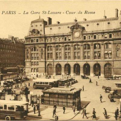 MF 81 - PARIS - La Gare St-Lazare - La Cour de Rome