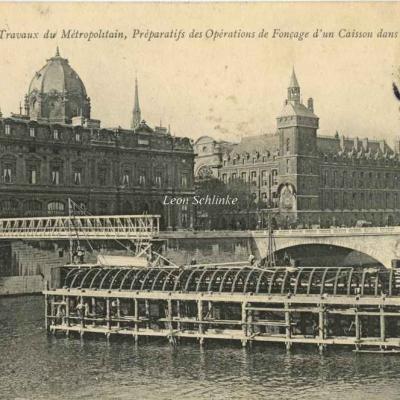 ND 1772 - Travaux dans le lit de la Seine