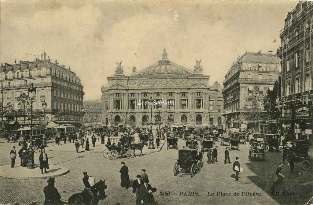 ND 3560 - La Place de l'Opéra