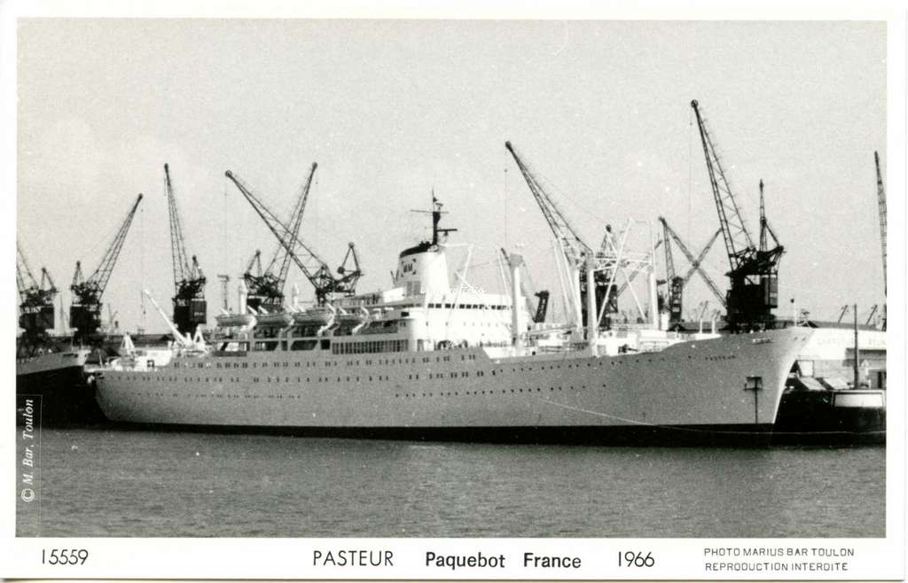 Paquebot PASTEUR France 1966