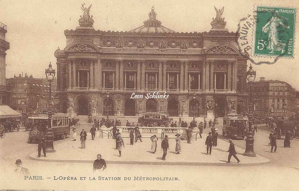 Inconnu - L'Opéra et la Station du Métropolitain