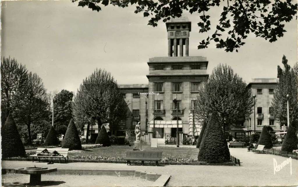 Raymon 260 - Montreuil-sous-Bois - La mairie