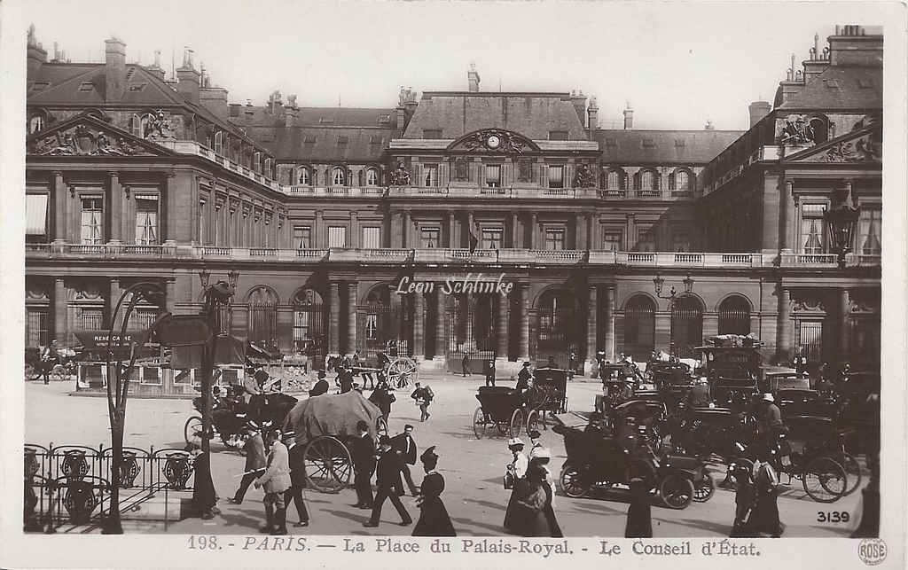 Rose - 198 - La Place du Palais Royal, Conseil d'Etat