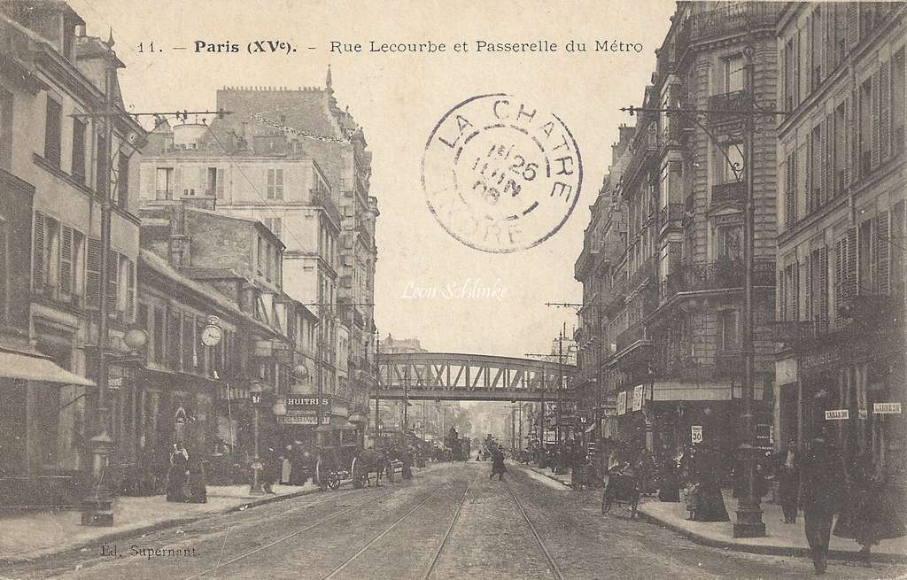 Supernant 11 - Rue Lecourbe et Passerelle du Metro