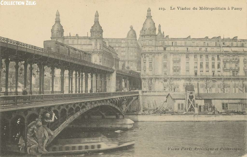 Vieux ParisArtistique et Pittoresque 219 - Le Viaduc du Métropolitain à Passy