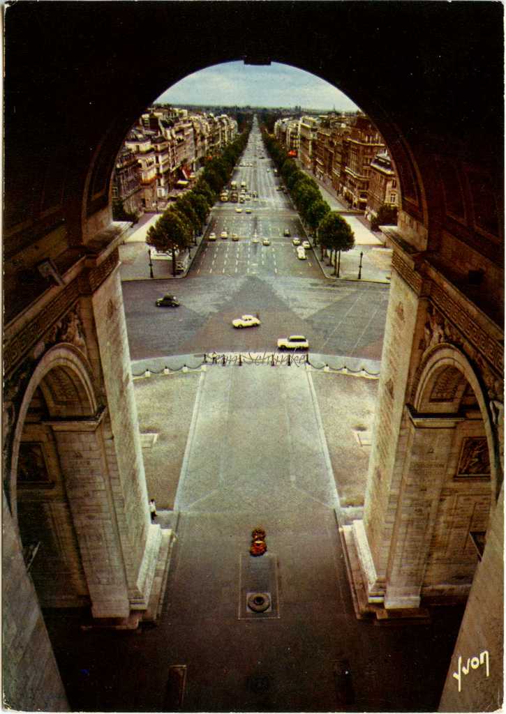 Yvon 10·453 - La Voûte de l'Arc de Triomphe