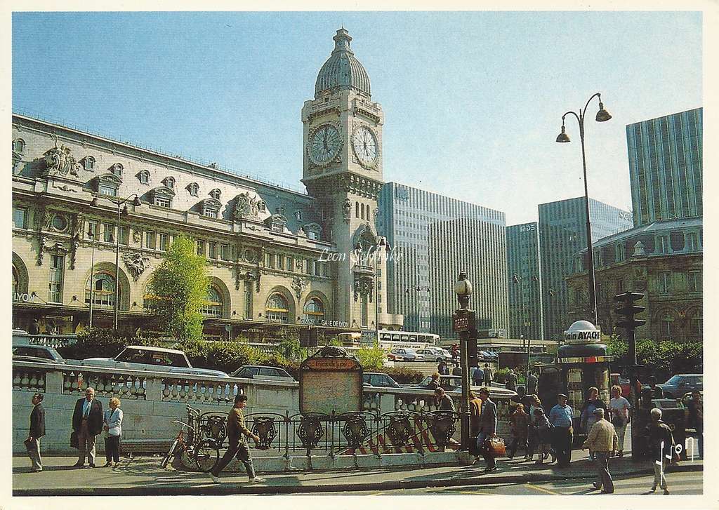 Yvon 36 75 0464 - La Gare de Lyon